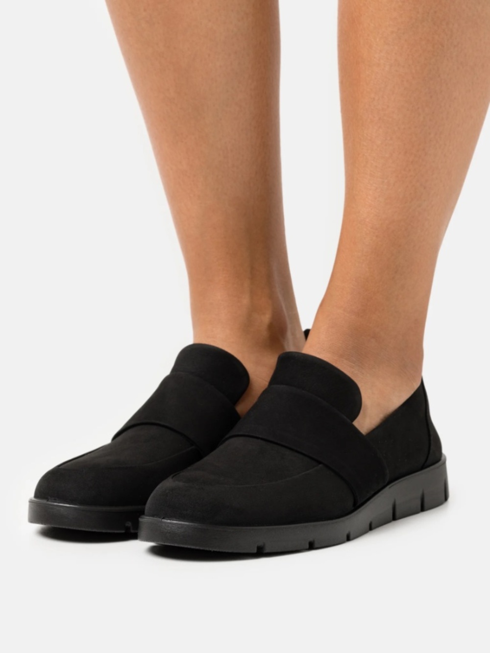 ECCO Bella Nubuck Leather Slip-On Loafers Black 7-7.5 Minimalist Comfy Travel
